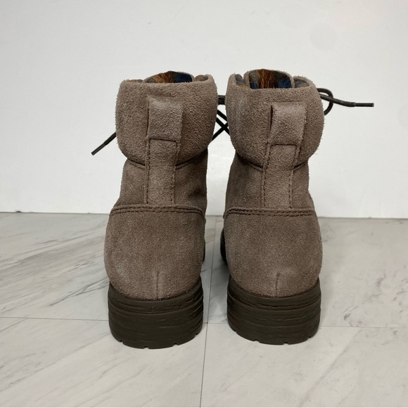 Born Codi Gray Suede Lace Up Boot 6M - Picture 3 of 14